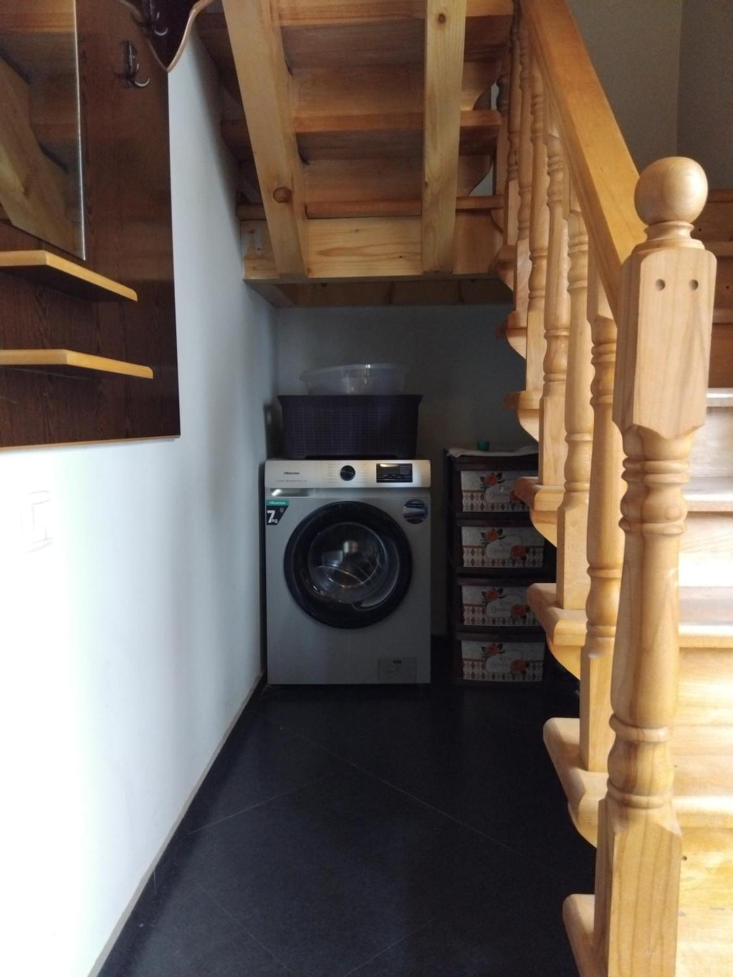 New Seti Guest House Местія Екстер'єр фото