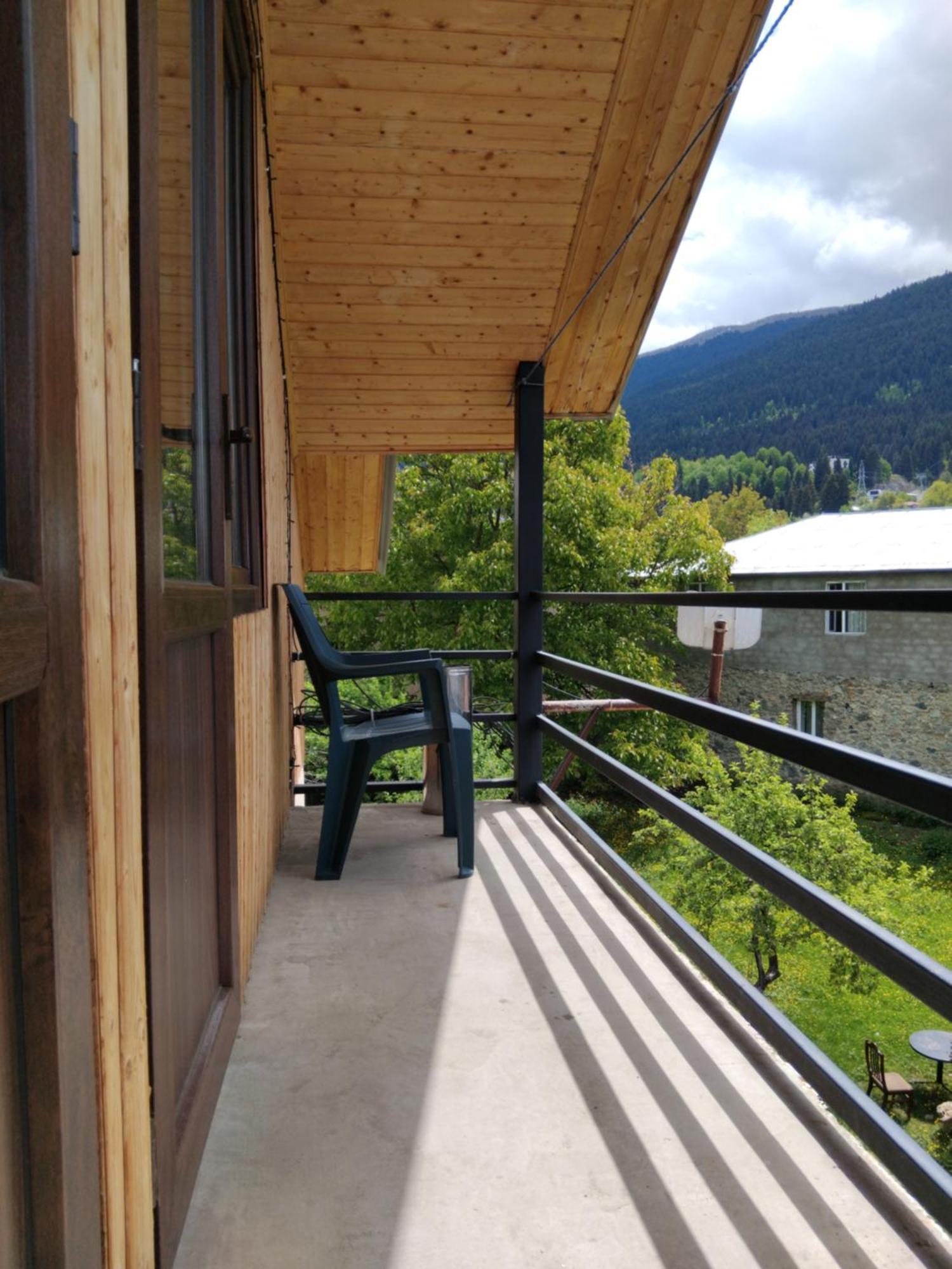 New Seti Guest House Местія Екстер'єр фото